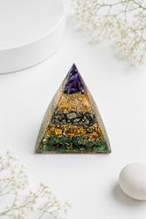 Money magnet pyramid