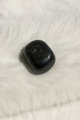 Black Tourmaline Tumble Stones – Protection & Grounding