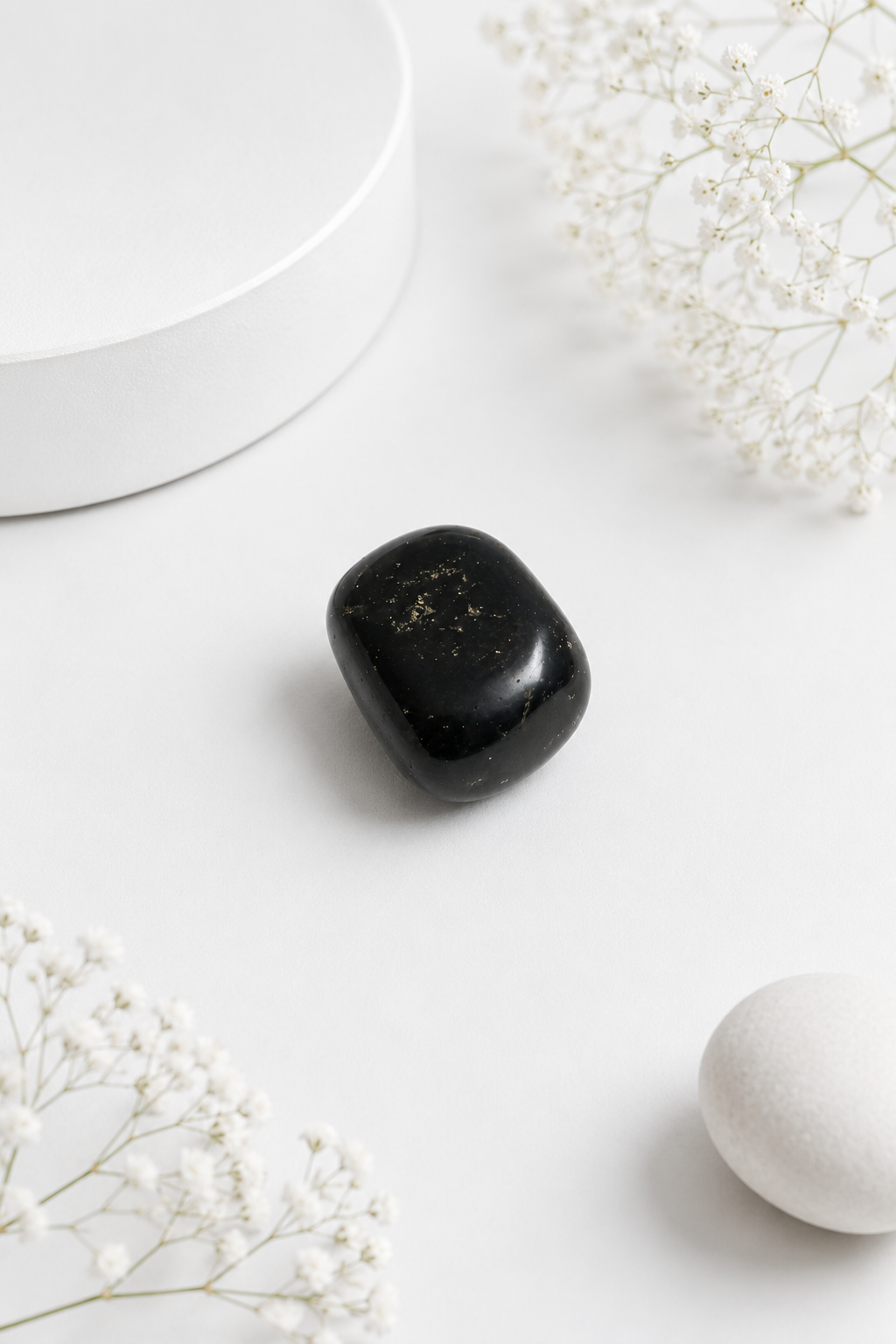Black Tourmaline Tumble Stones – Protection & Grounding